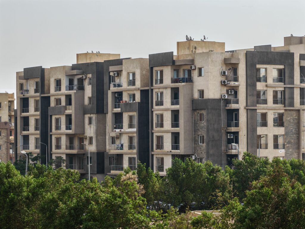 Apartments & Flats